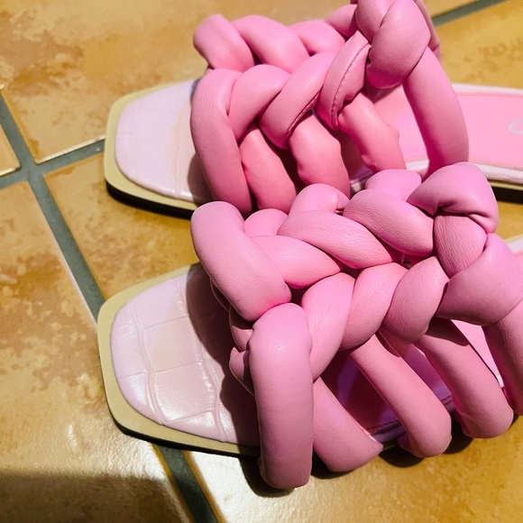 Circus by Sam Edelman Pink Braided Slide Sandals - Picture 2 of 6